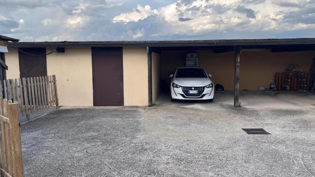 Fco Airport Titina'S House Apartment Fiumicino Bagian luar foto